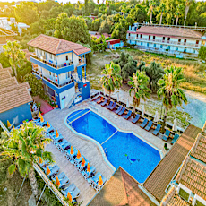 Sayanora Hotel